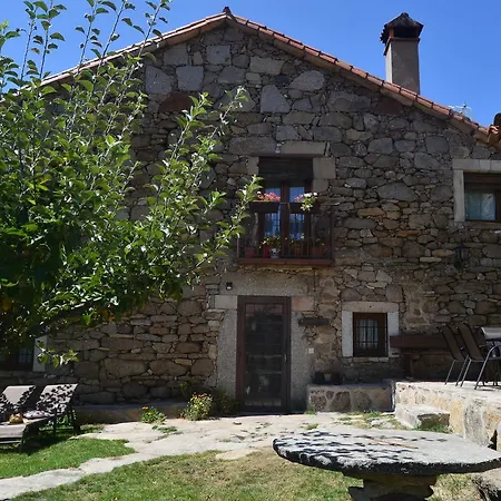Casa rural La Casa De Piedra Navarredonda