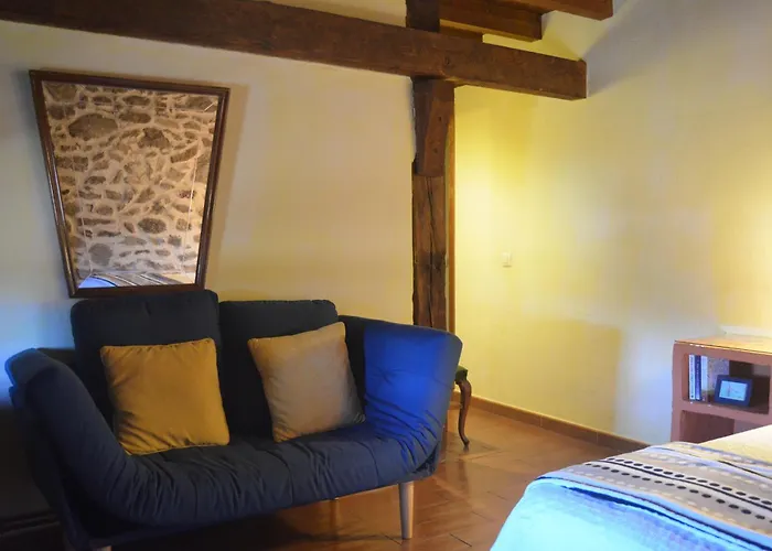 La Casa De Piedra 나바레돈다 데 그레도스