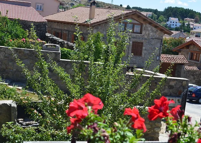 La Casa De Piedra 컨트리하우스 나바레돈다 데 그레도스