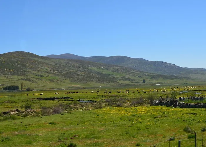 컨트리하우스 La Casa De Piedra 나바레돈다 데 그레도스