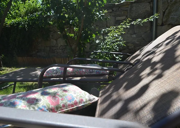 La Casa De Piedra * 나바레돈다 데 그레도스