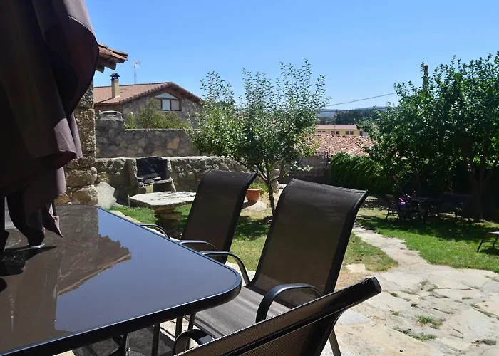 La Casa De Piedra 나바레돈다 데 그레도스